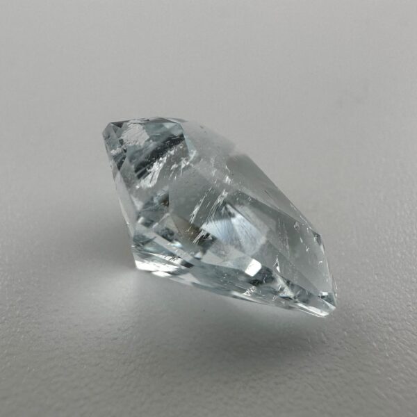 Aquamarine side view.